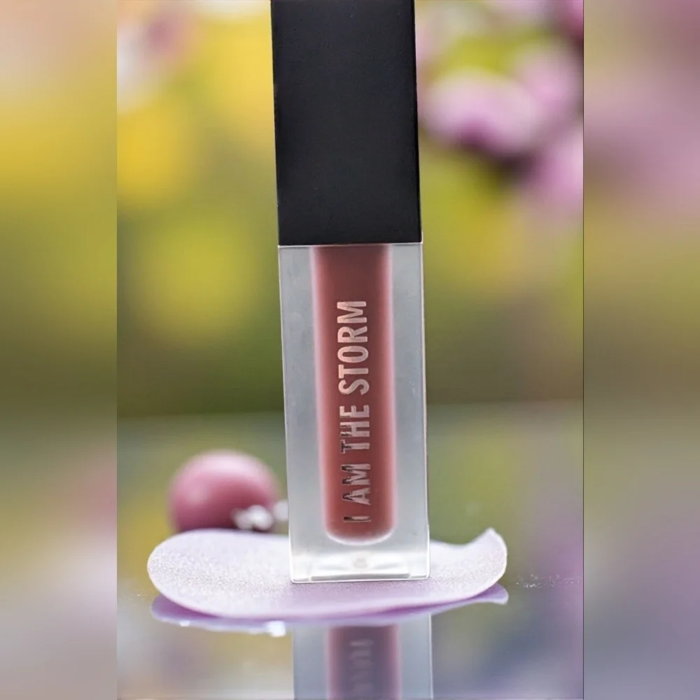 RealHer I Am The Storm Liquid Matte Lipstick (New)